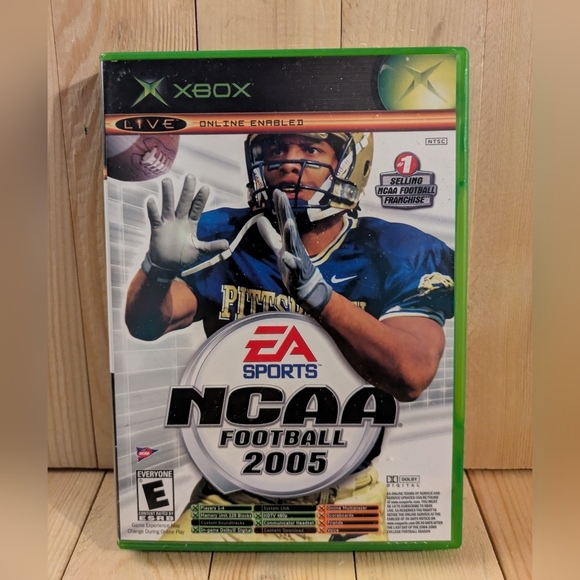 NCAA Football 2005 for Xbox - Green Case - Picture 1 of 5